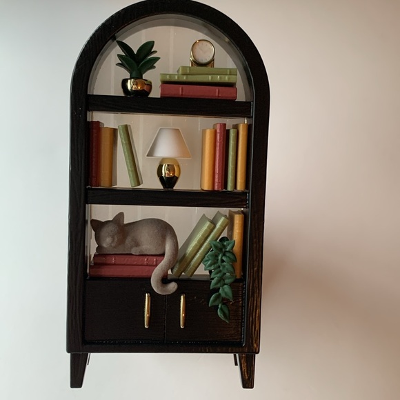 Bath Body Works Bookcase Nightlight Wallflower Plug Sleeping Cat Shelf Light BBW - Picture 16 of 17